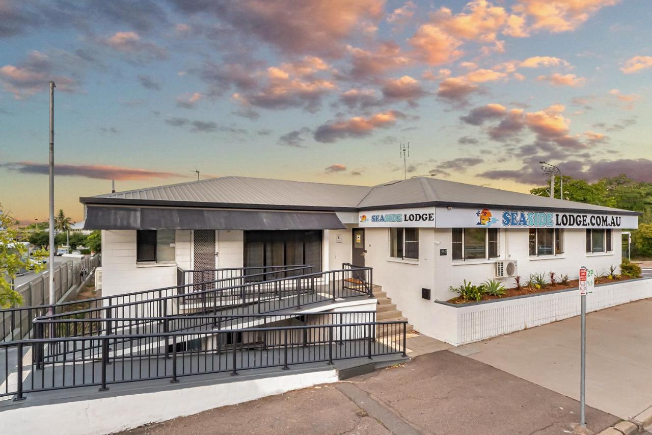 Seaside Lodge Hostel Townsville- Right Next To Coles, 2 Mins Walk To Strand & Cbd- Passport Required Exterior foto