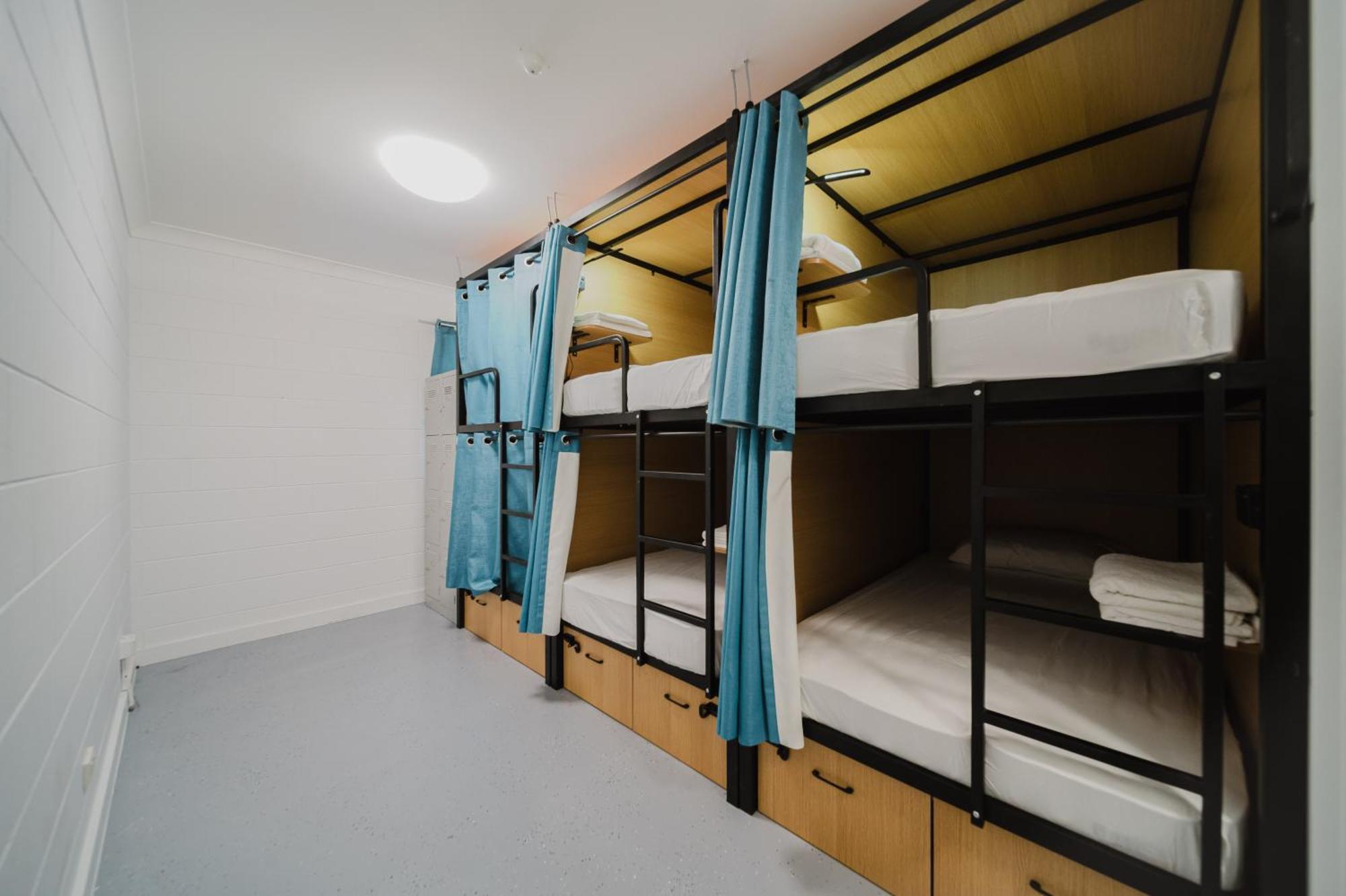 Seaside Lodge Hostel Townsville- Right Next To Coles, 2 Mins Walk To Strand & Cbd- Passport Required Exterior foto